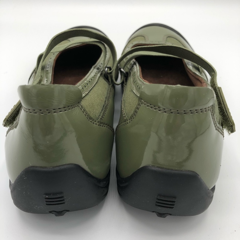 Lands End Mary Jane Patent Leather Terrain Shoes - Picture 3 of 8